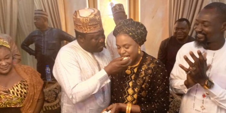 Tsohuwar jarumar Kannywood Fati Ladan da mijin ta sun yi walimar cikar su shekara 10 da aure