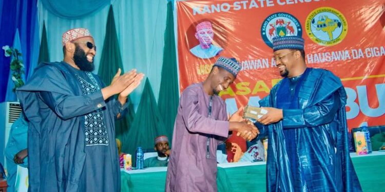 Gasar rubutu: Ba a taɓa ba marubutan Hausa dama irin wannan ba – Balannaji 