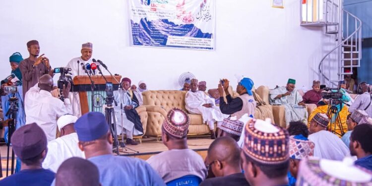 Dole ne a haɗa addini da siyasa don cigaban ƙasa – Idris
