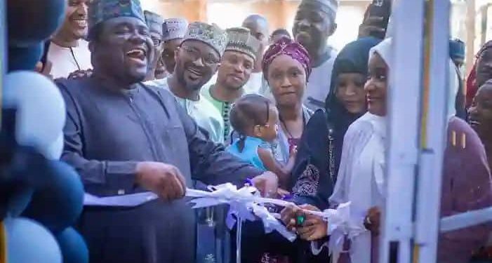 Furodusa Amina Adamu Yusuf ta yi bikin bude kantin ta a Kano