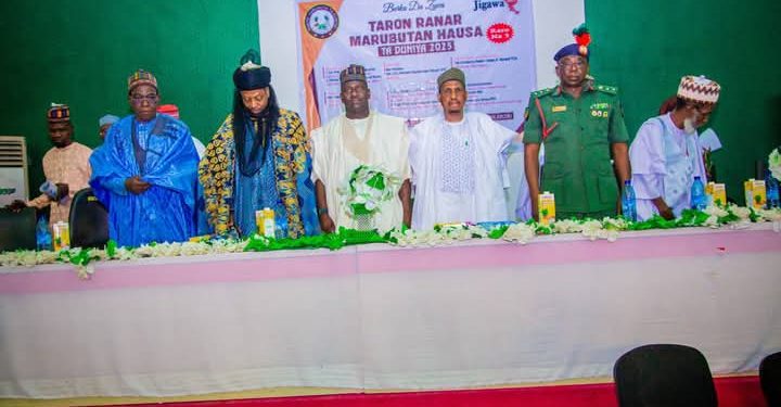 Taron Ranar Marubuta Hausa ta Duniya: Sanarwar Bayan Taro