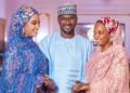 Ango Aminu Saira tare da uwargida Aisha (a hagu) da amarya Maryam